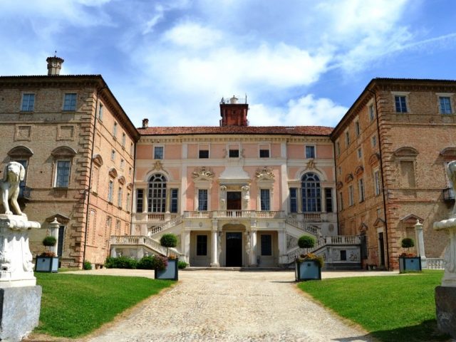 CASTELLO DI GOVONE