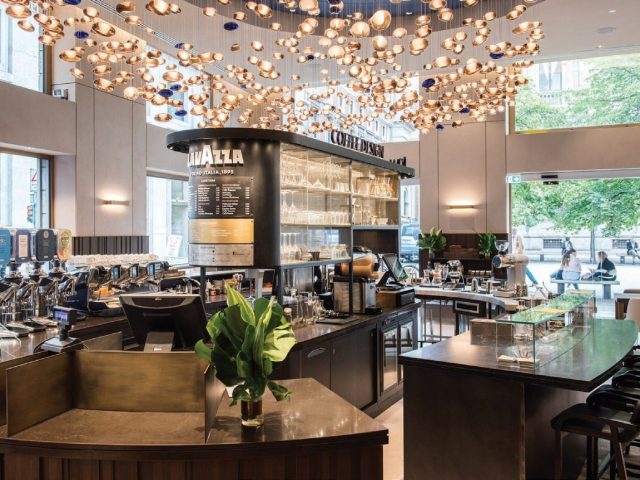 FLAGSHIP STORE LAVAZZA