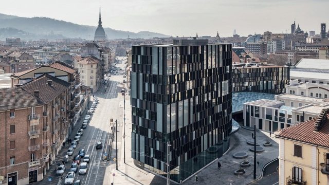 IL MUSEO LAVAZZA: UN VIAGGIO SENSORIALE NEL MONDO DEL CAFFÈ